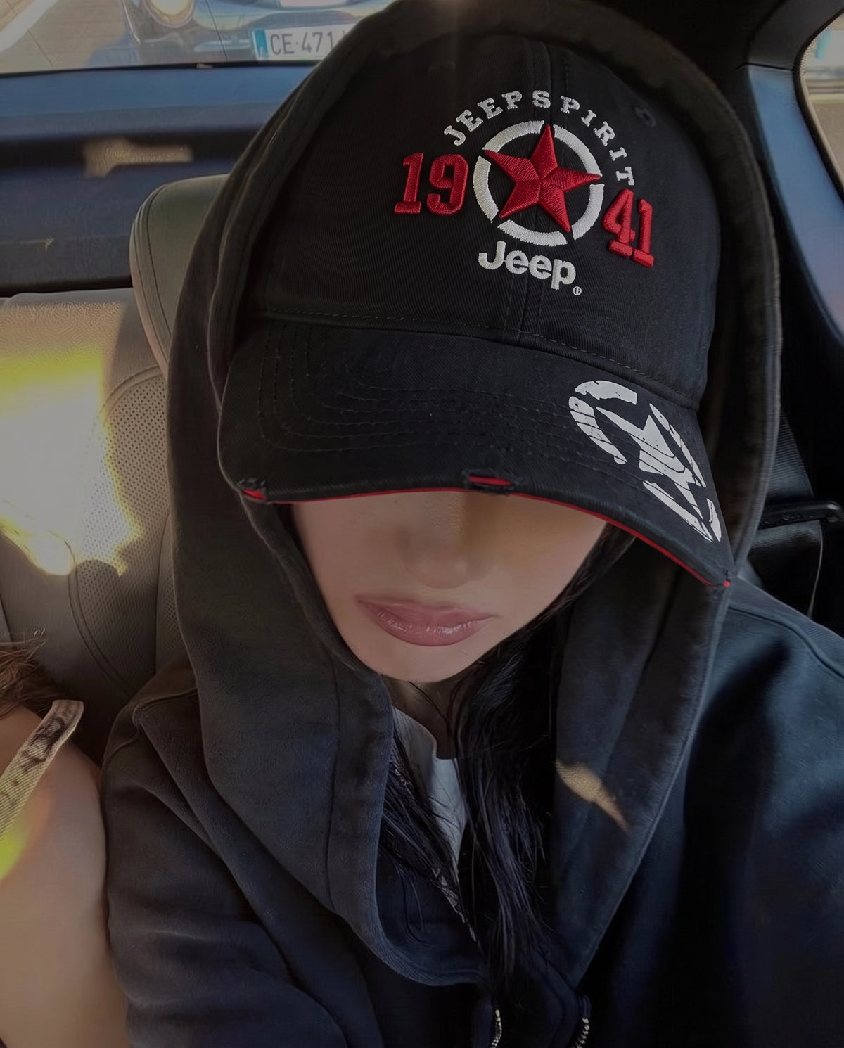 Close-up of the Jeep 1941 cap star embroidery